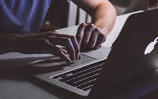 股票配资平台官方版:专业炒股配资咨询-2.3万亿！时隔十年 A股两融余额创历史新高